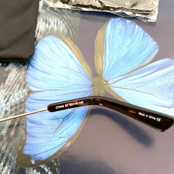 Authentic Cole Haan Aviator Gold Brushed frame Sunglasses - Picture 9 of 10